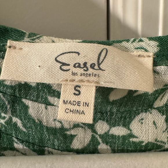 Easel Mini Dress Short Sleeve Green and White Floral Size Small Boho Flowy - Picture 3 of 8